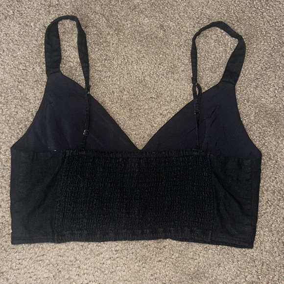 Abercrombie & Fitch Black Crop Top - Picture 2 of 4